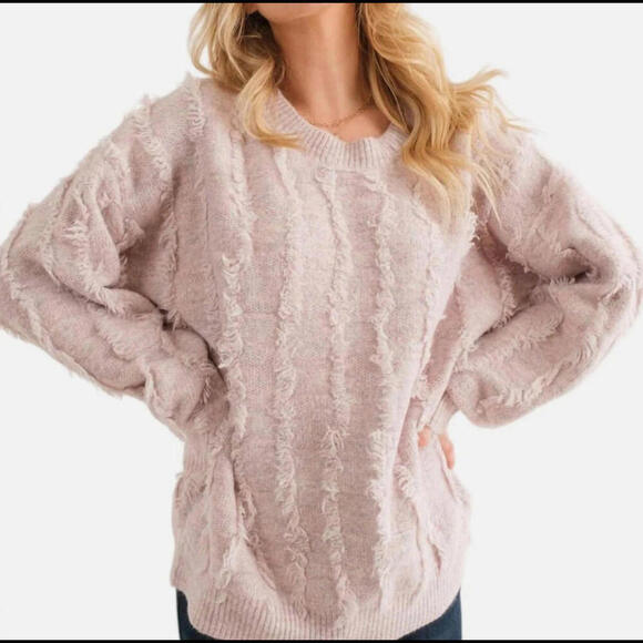And The Why Women’s Fritz fringe Pullover sweater Pinky beige Fuzzy 1X/2X Comfy - Picture 2 of 9